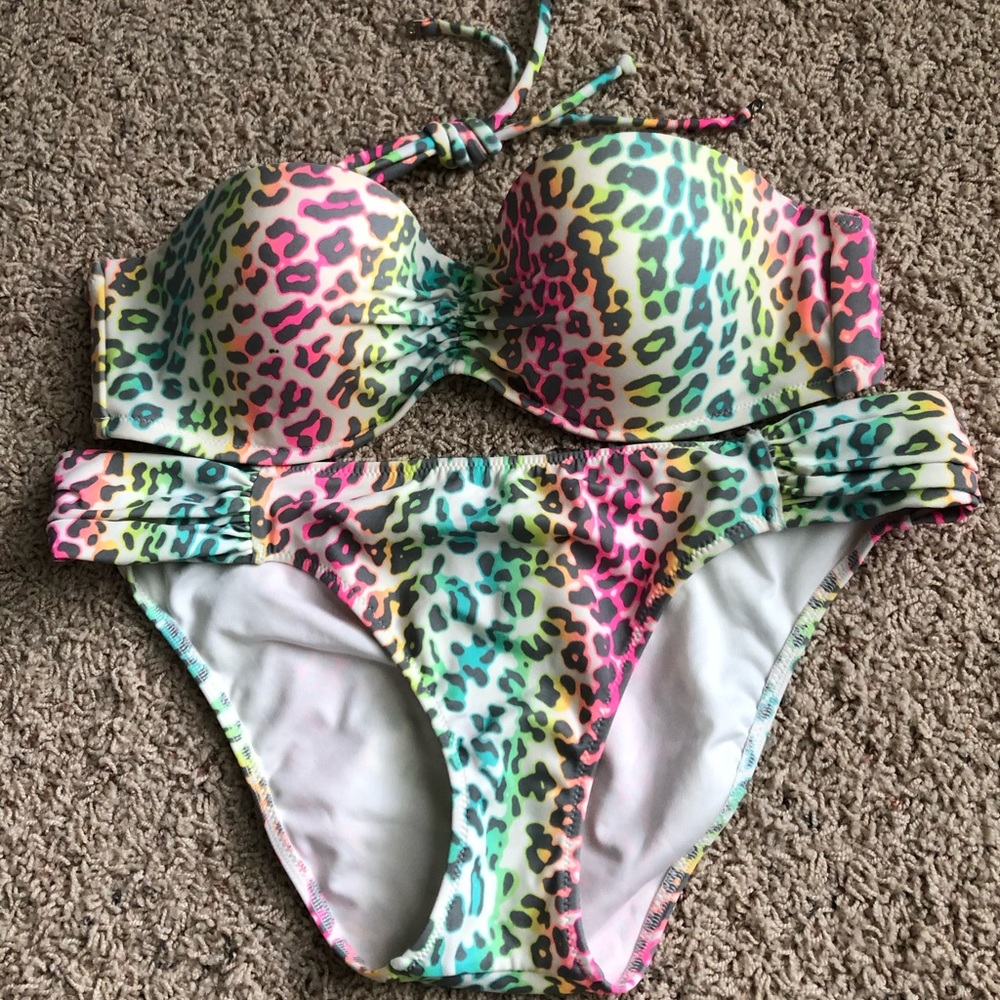 Victoria’s Secret Strapless Bikini